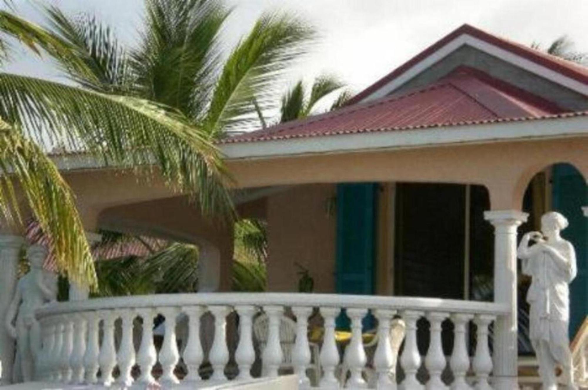 Sun Caraibes Villa Orient Bay Екстериор снимка